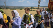 В Екатеринбург прибыл всероссийский крестный ход с тремя святынями